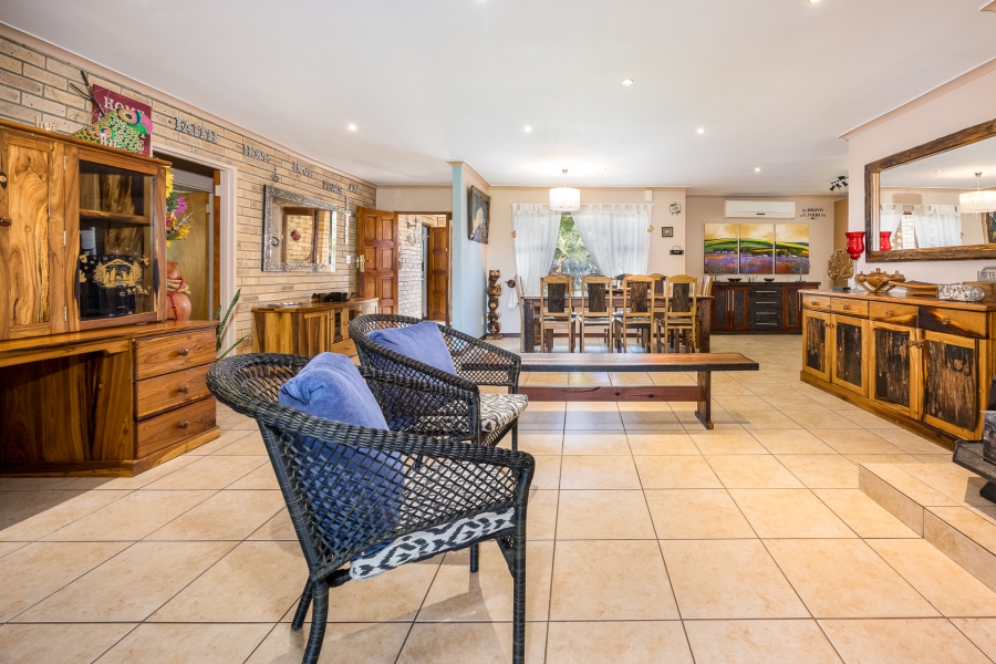 4 Bedroom Property for Sale in Vierlanden Western Cape